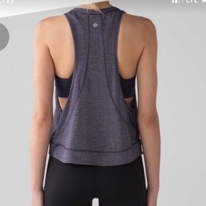 Lululemon top